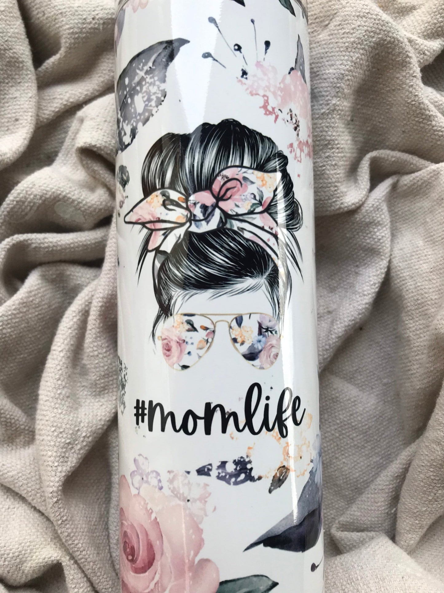 Floral #momlife 20oz stainless steel double wall tumbler, cute gifts for mom, messy bun mom life cup, popular cups for new moms